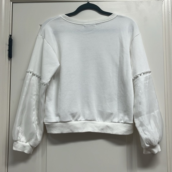Cloud ten super cute cropped sweatshirt- white with pearls and satin sleeves. - Picture 5 of 6